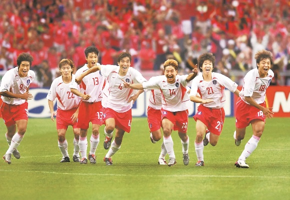 2002世界杯 韩国vs西班牙 2002世界杯韩国VS西班牙录像-第3张图片-www.211178.com_果博福布斯